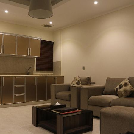 Valencia Hotel Suites Al-Khobar Eksteriør bilde