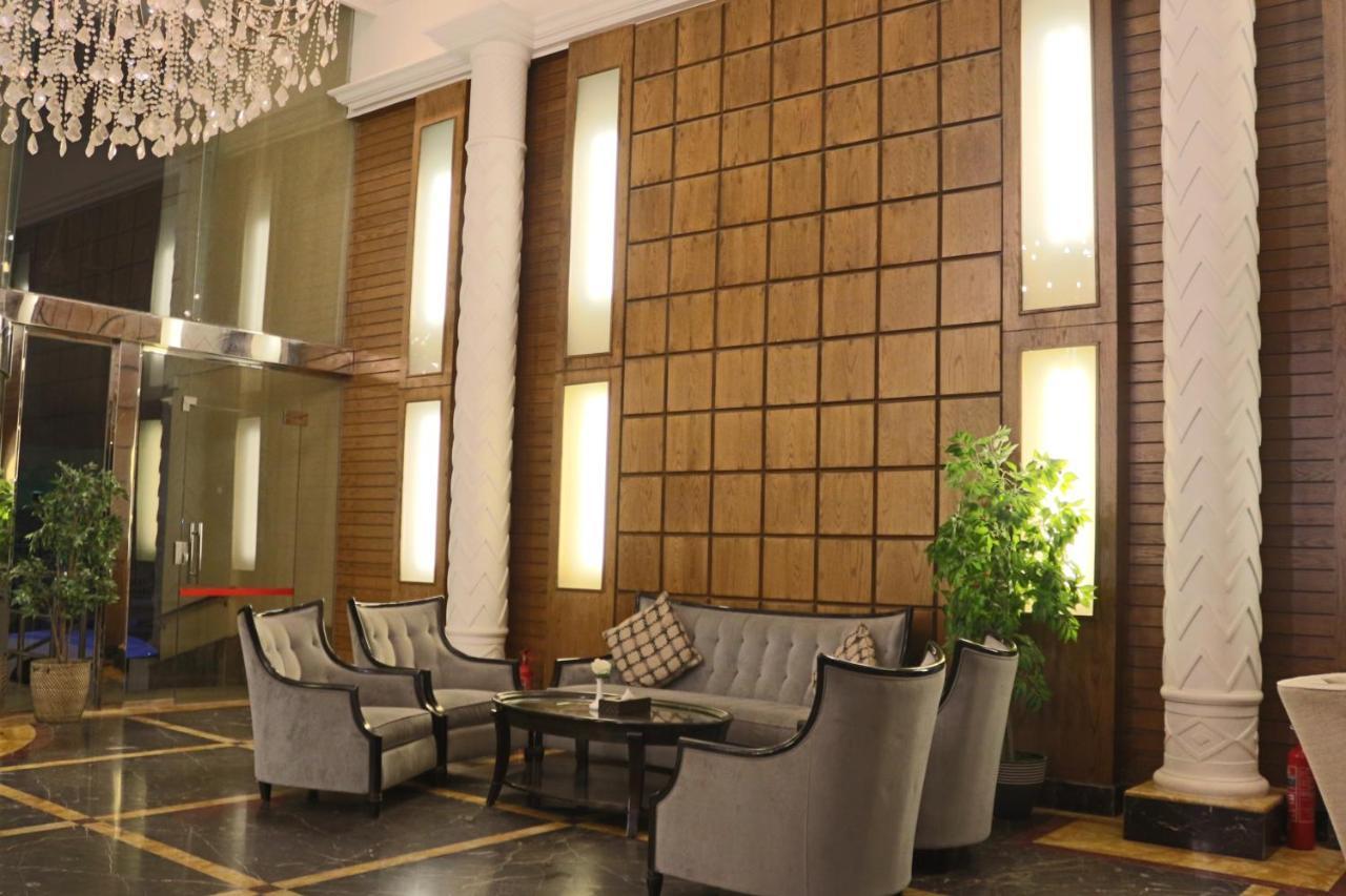 Valencia Hotel Suites Al-Khobar Eksteriør bilde