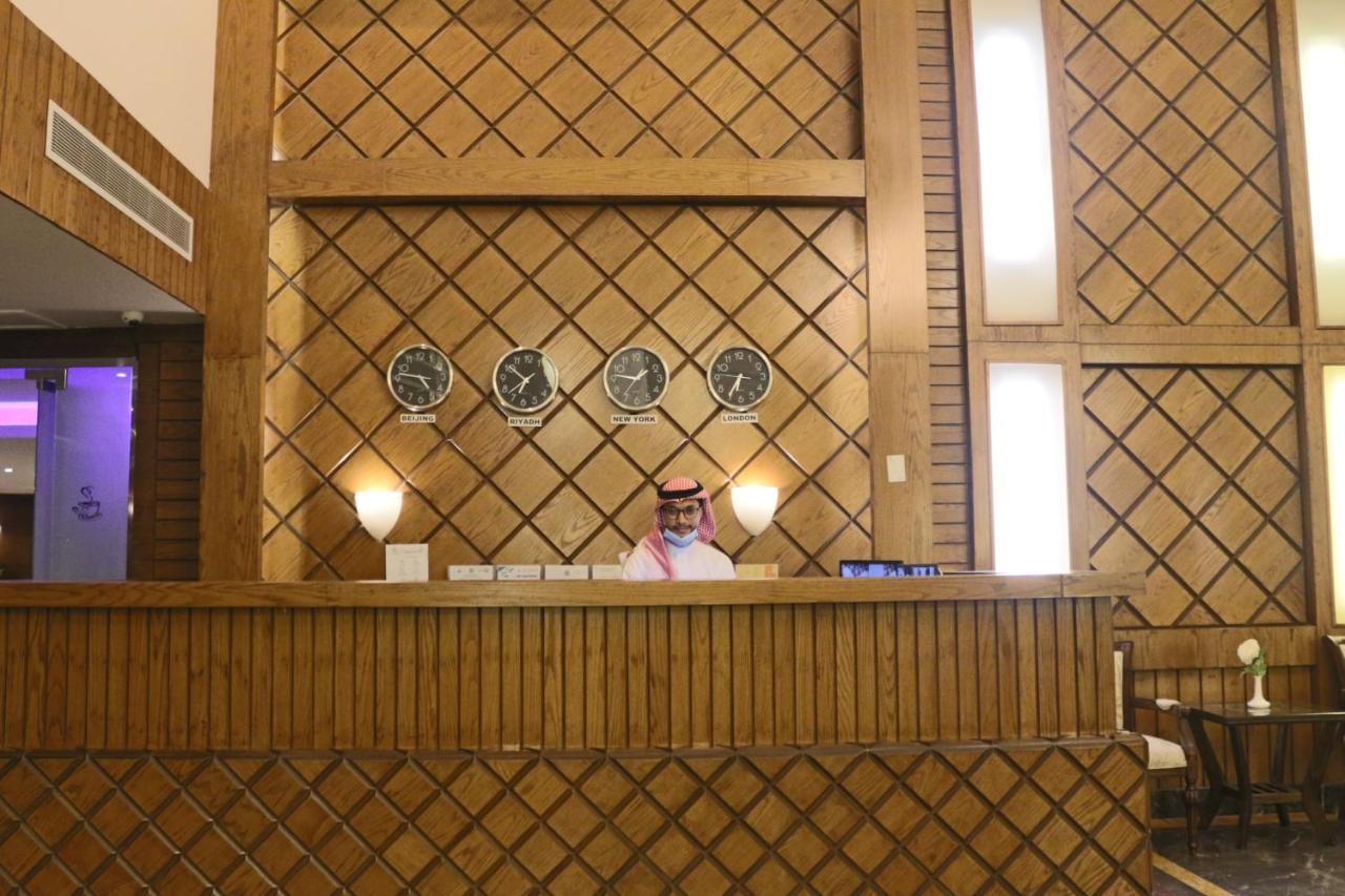 Valencia Hotel Suites Al-Khobar Eksteriør bilde