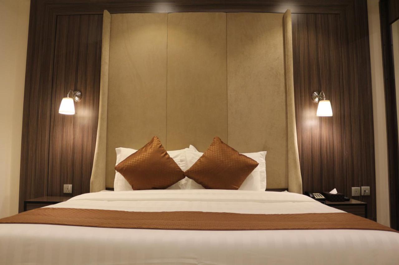 Valencia Hotel Suites Al-Khobar Eksteriør bilde