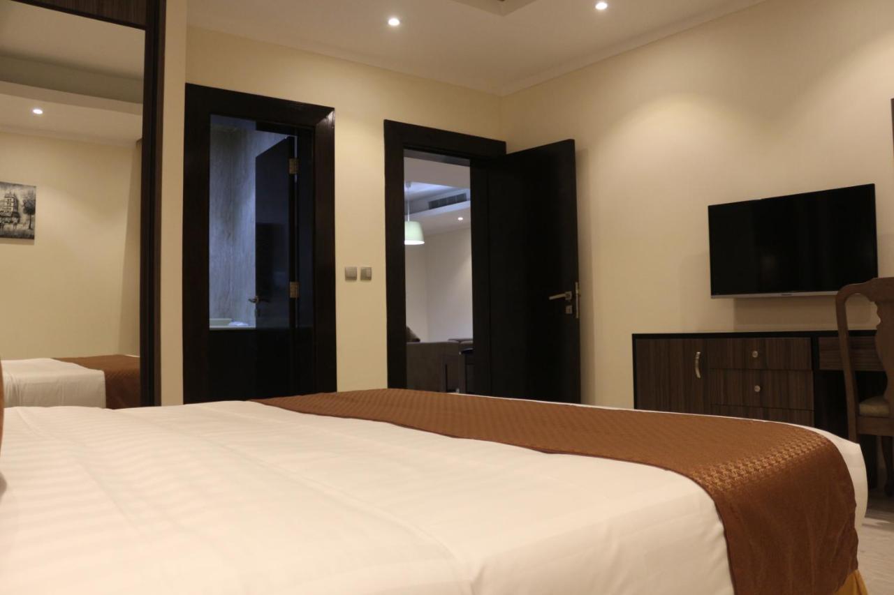 Valencia Hotel Suites Al-Khobar Eksteriør bilde